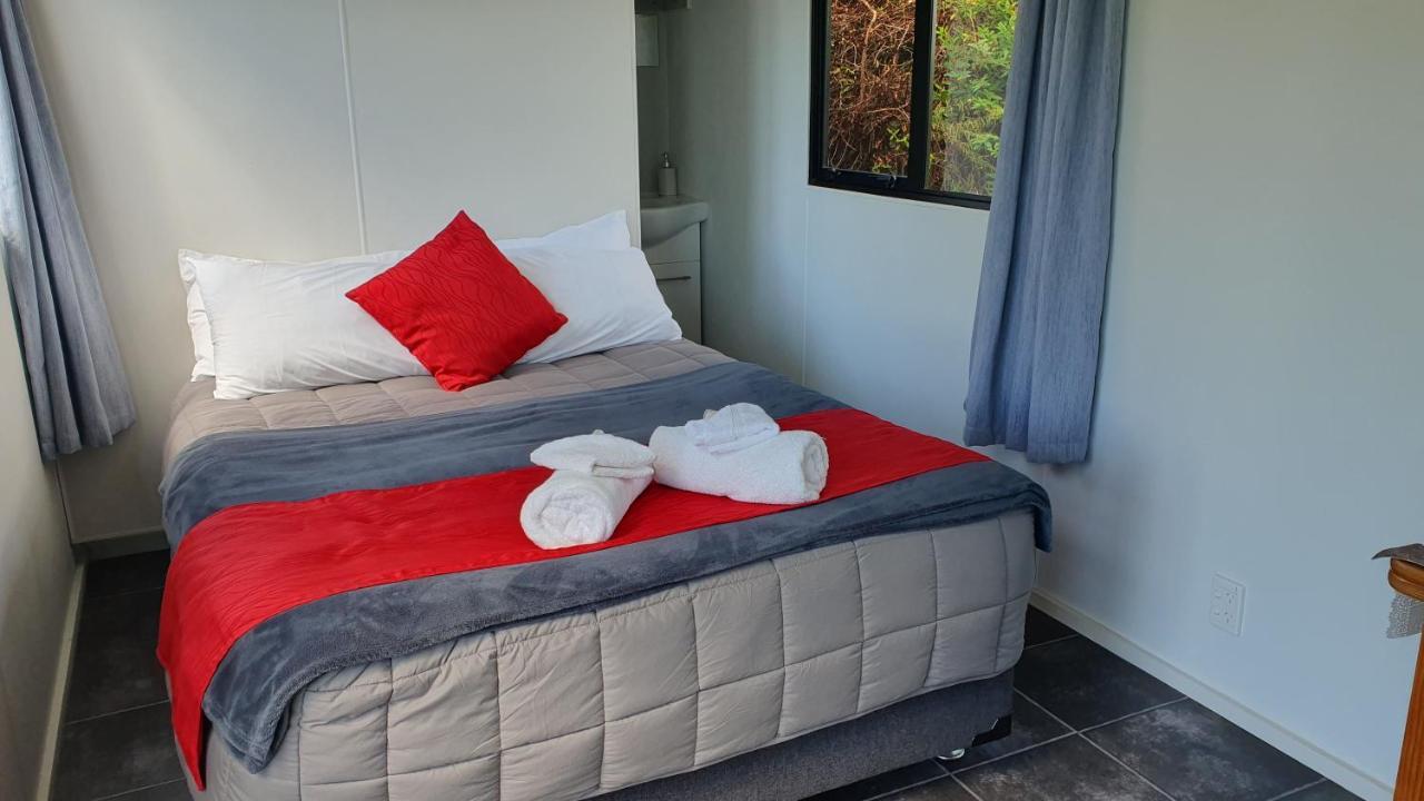 Апартаменты Lakeview Studio Cabin Kuratau Экстерьер фото